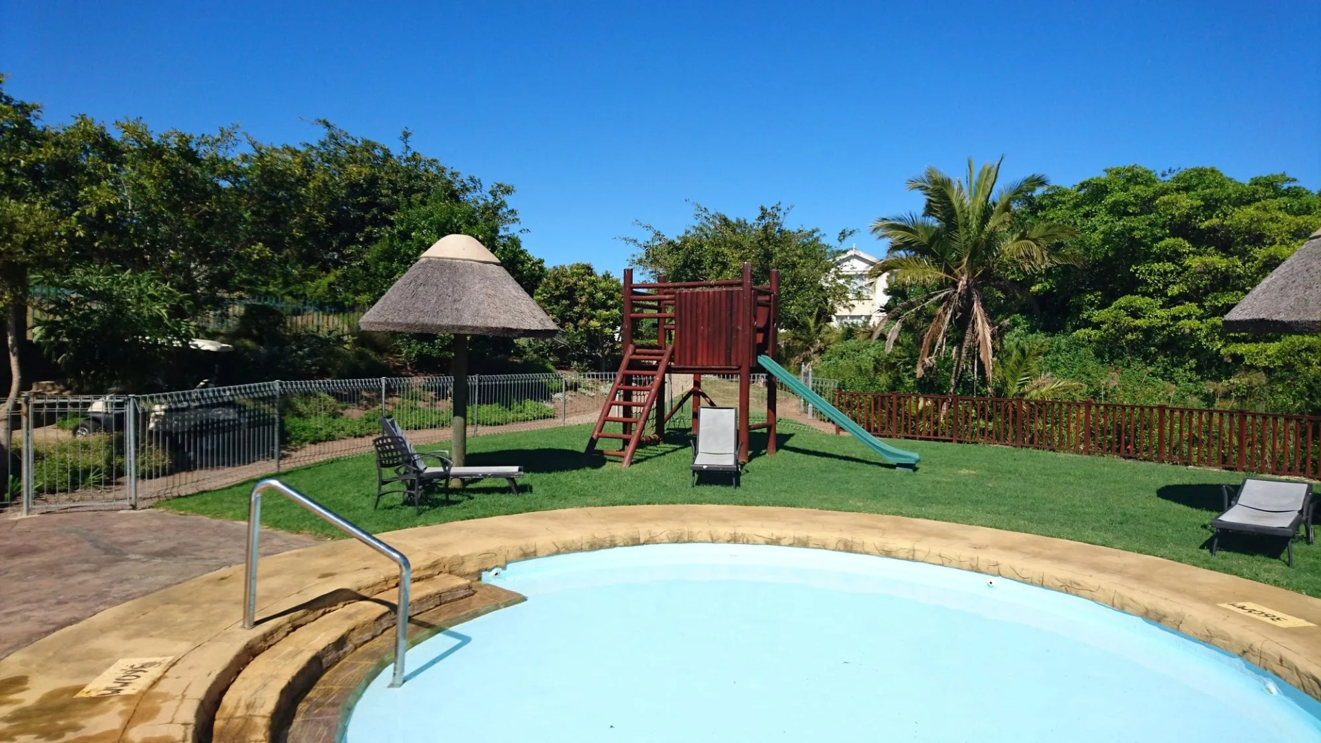 Lodge 93 Pinnacle Point Beach and Golf Resort