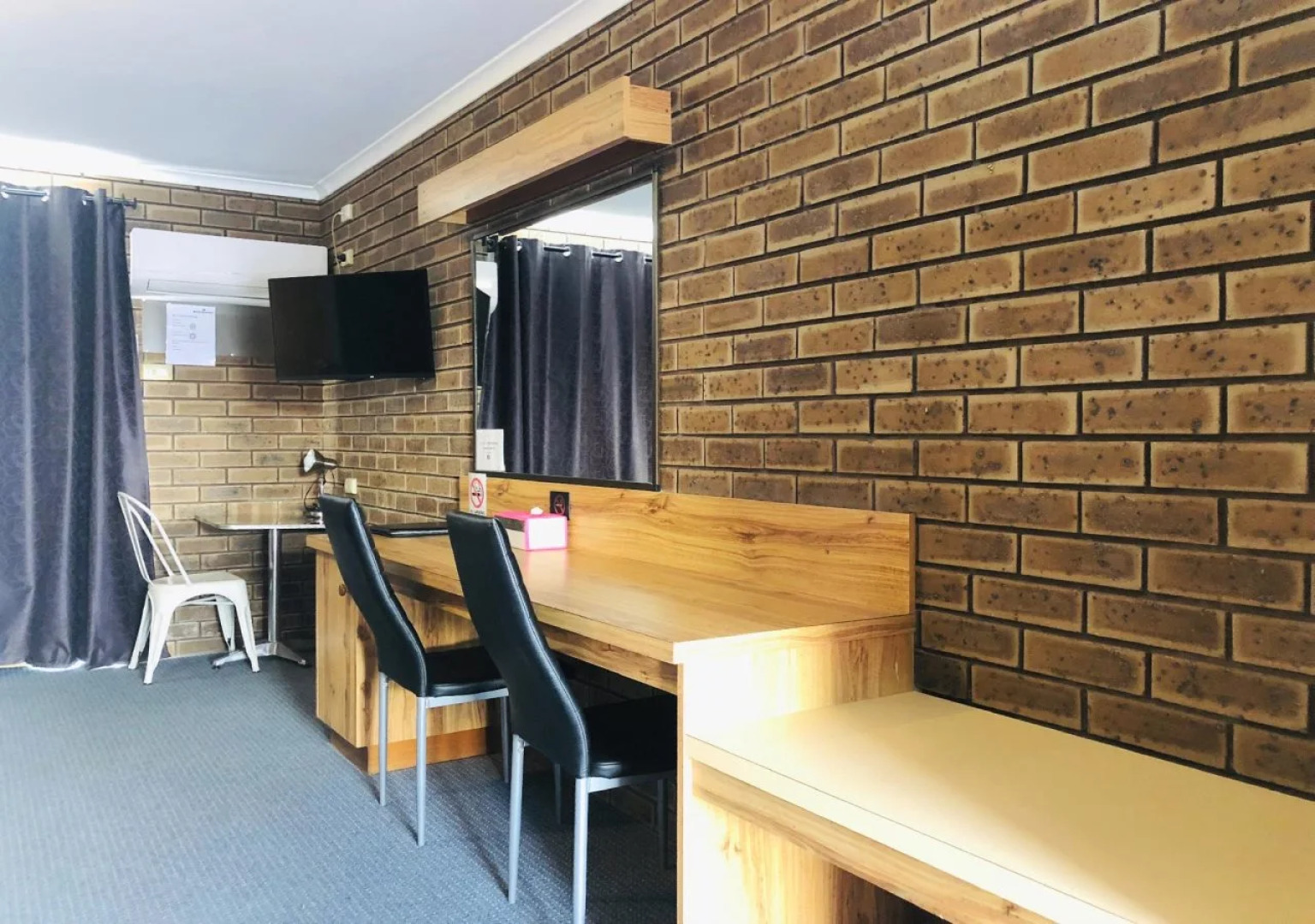 Albury Garden Court Motel