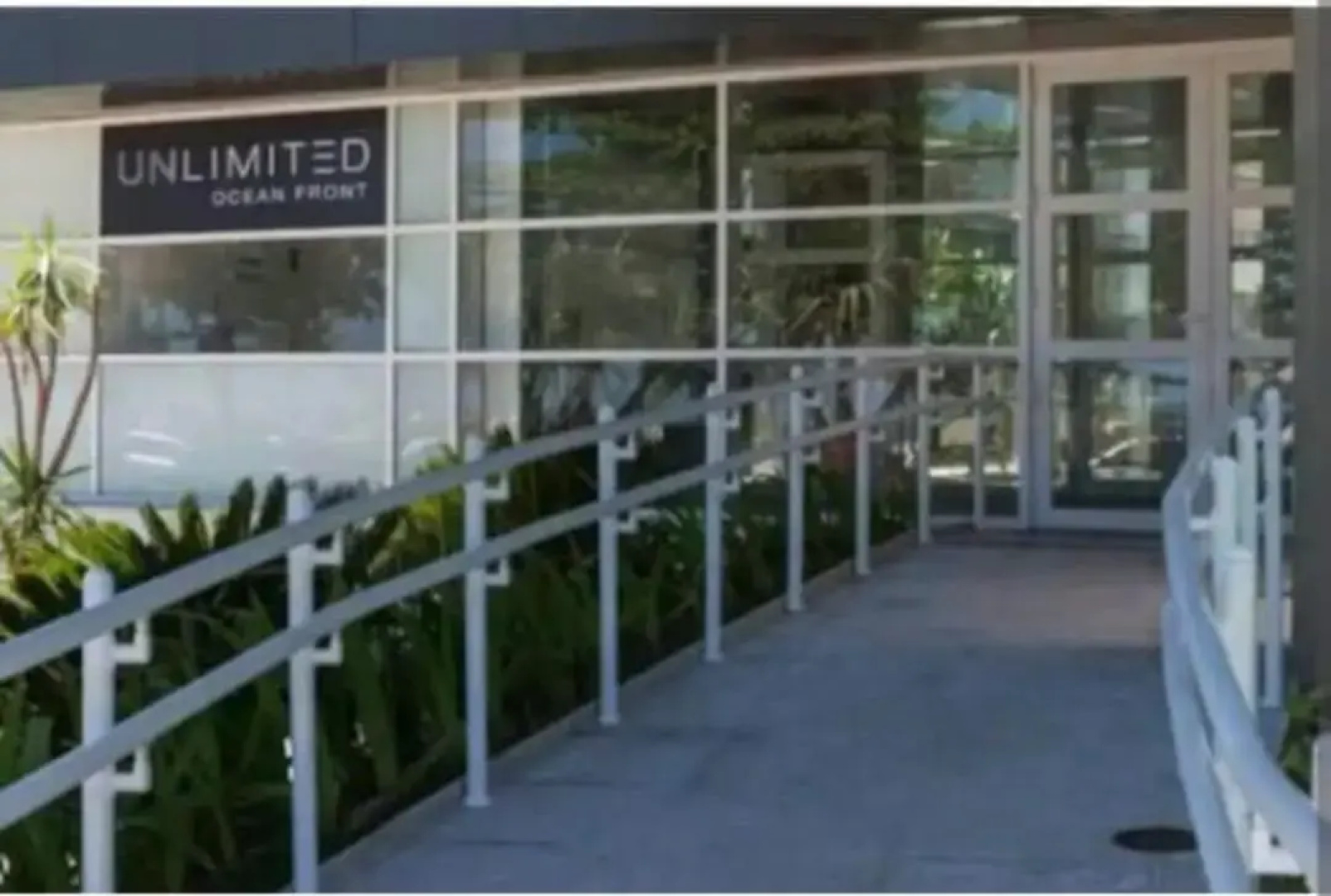 Santos Unlimited 2 Dormitórios, 32o andar com vista Mar!