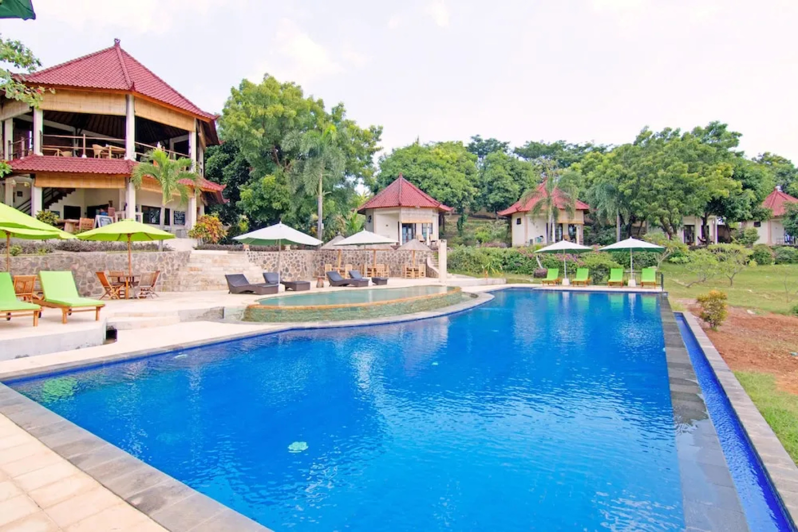 ZEN Rooms Air Terjun Sing - Sing