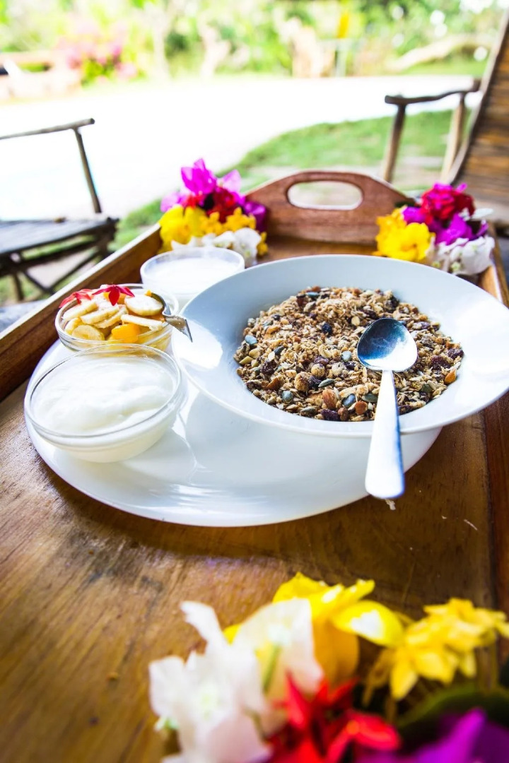 Distant Relatives Ecolodge & Backpackers