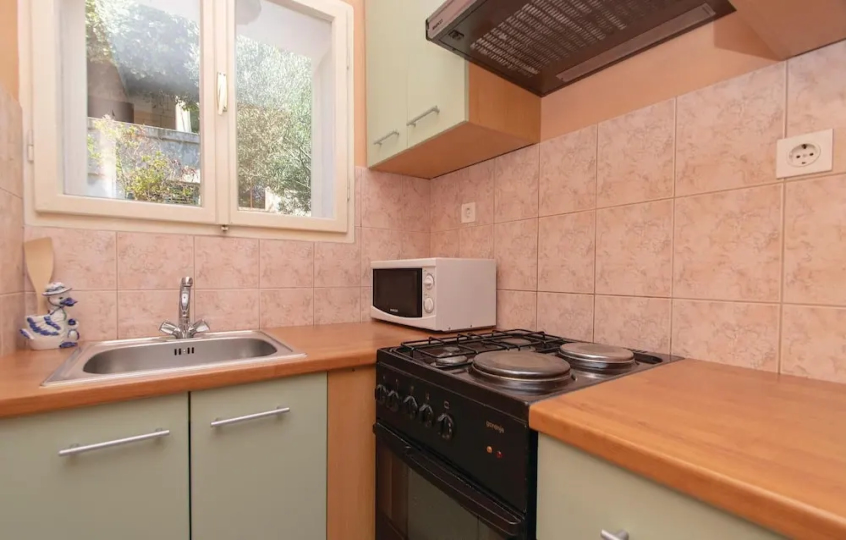 Amazing Home in Gradina With 3 Bedrooms and Wifi