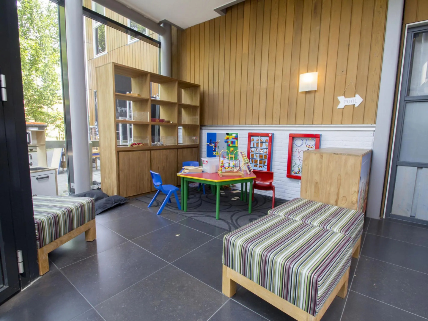 Comfortable Apartment With a Smart TV Near the Beach