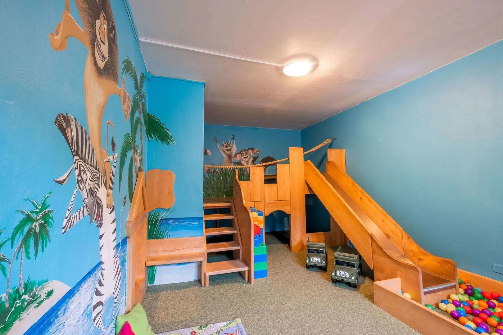 Pinia Hotel & Resort