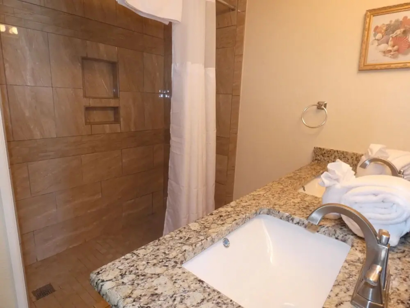 0101 Waters Edge Resort 3 Bedroom Condo by Redawning