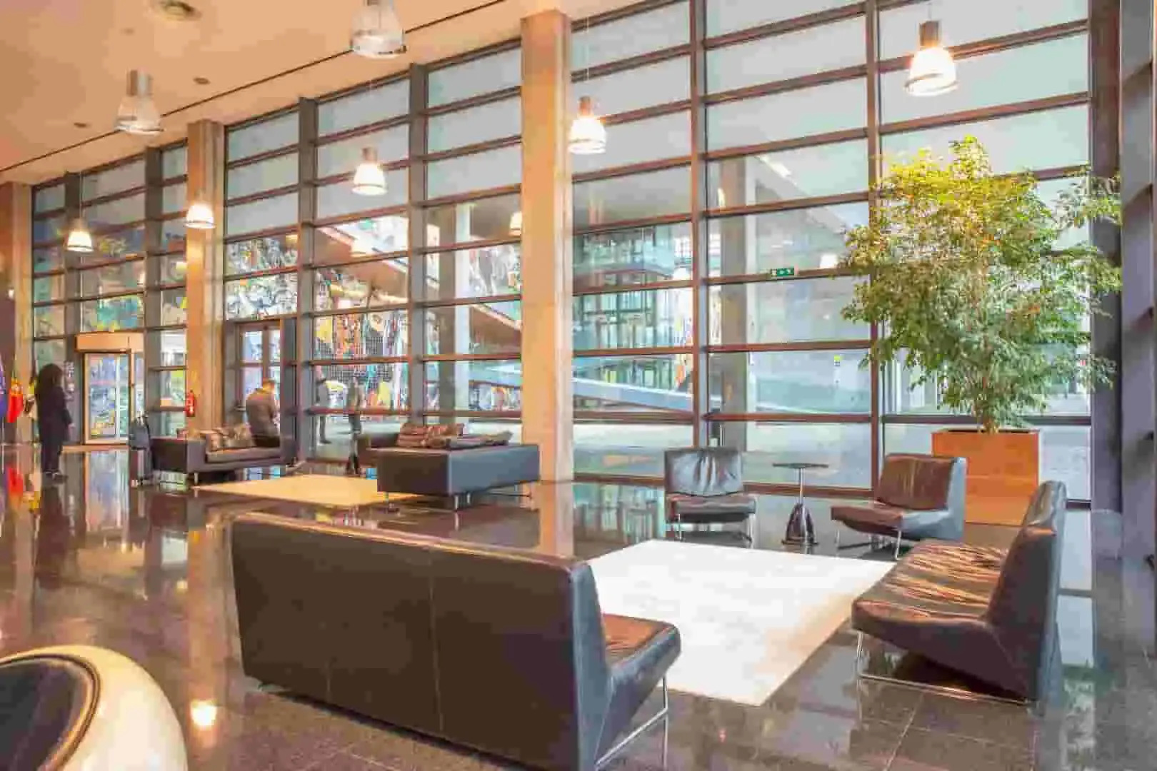 VIP Executive Art's Hotel