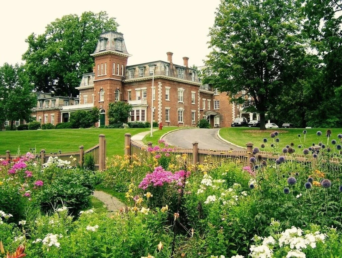 Oneida Community Mansion House