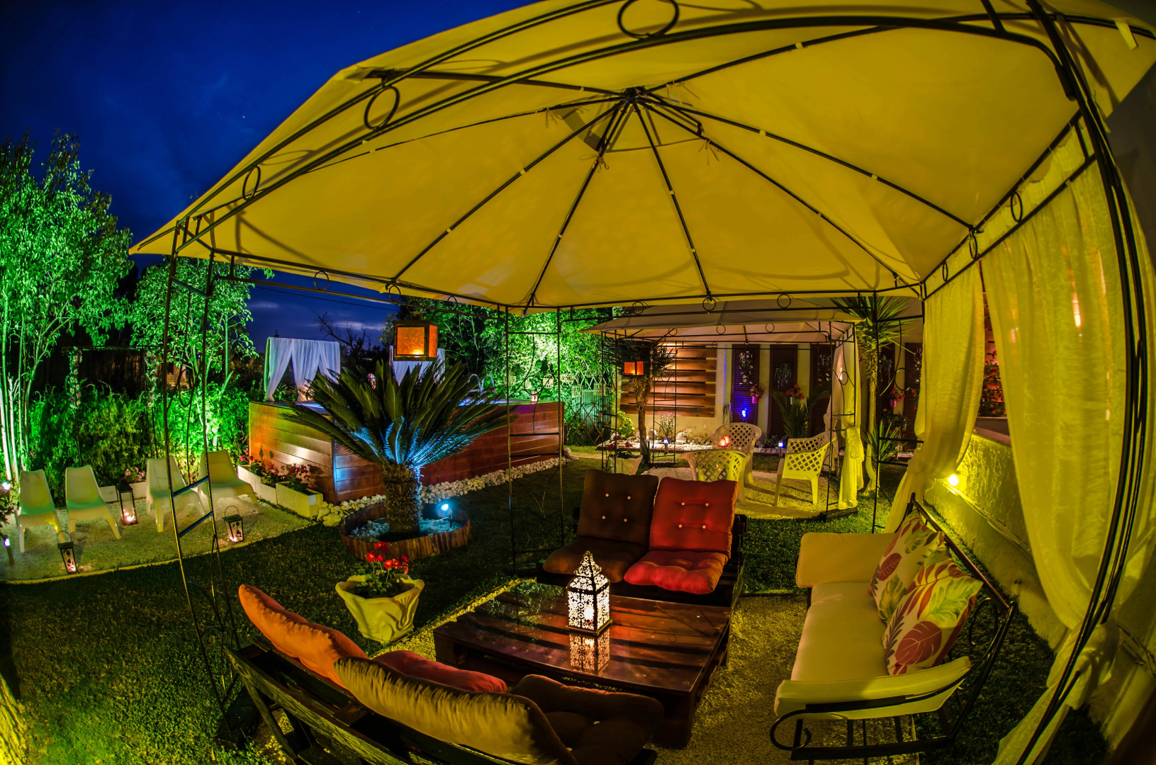 V.A. Boutique Apartments and Suites