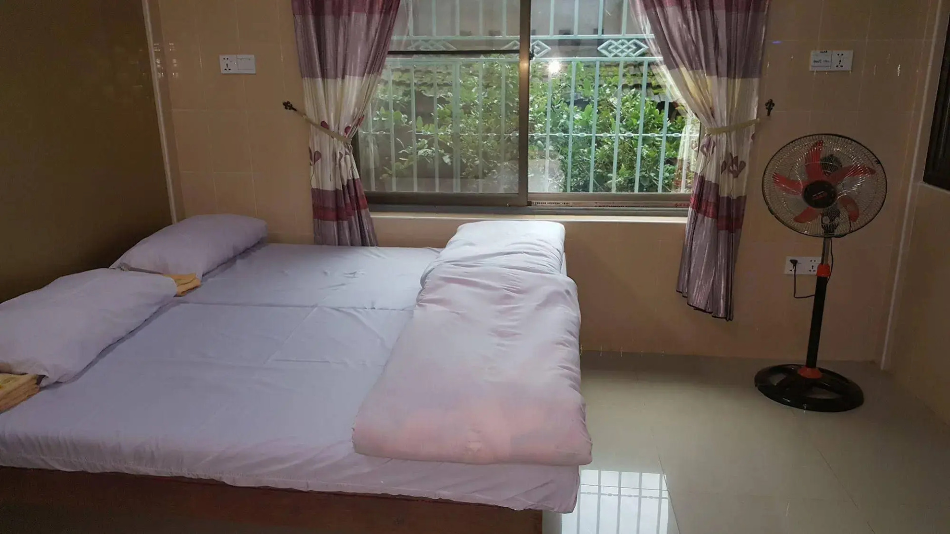 Red Dragon Hotel Hsipaw