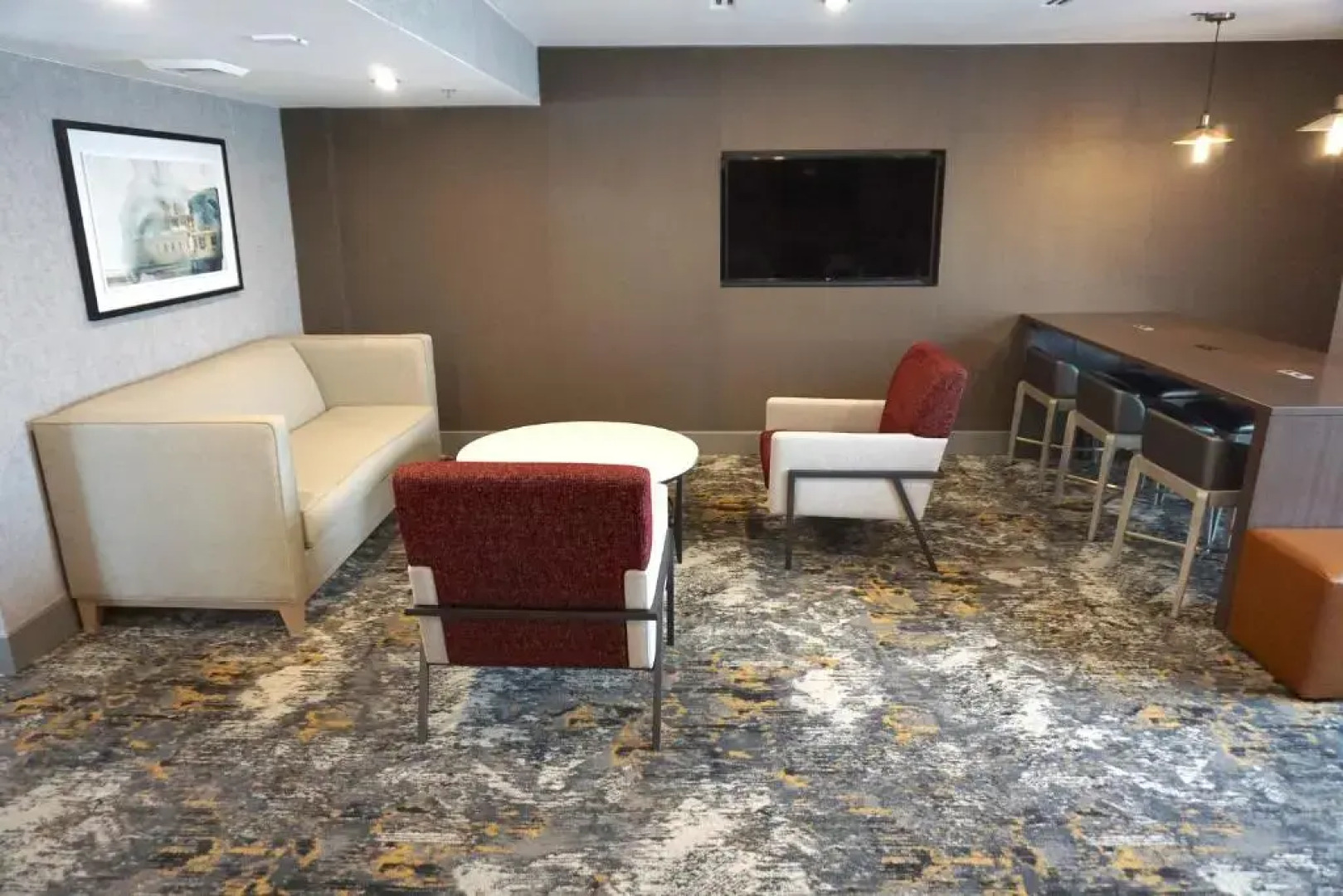 DoubleTree by Hilton St. Louis Airport