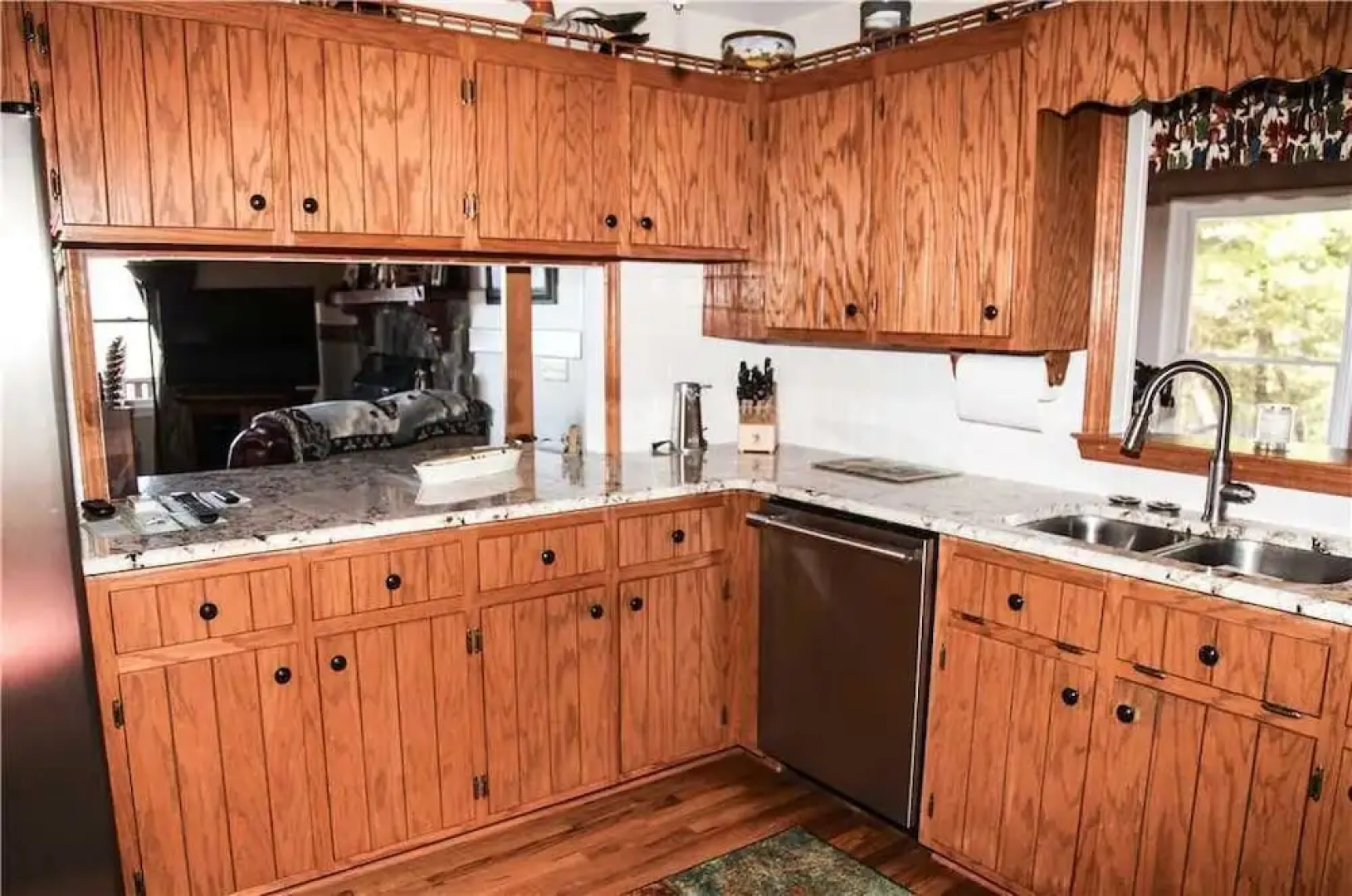 Hold Your Horses - 3 Bedroom Home