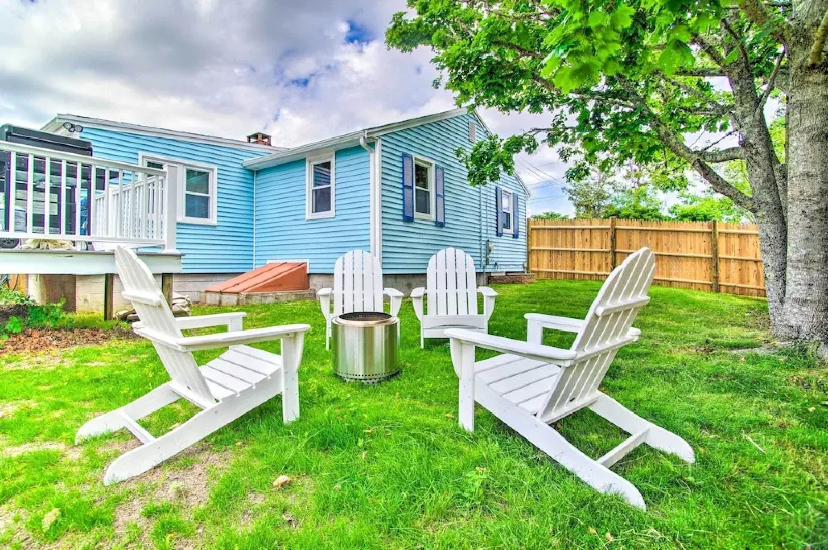 Pet-friendly Cape Cod Getaway < 1 Mi to Beach