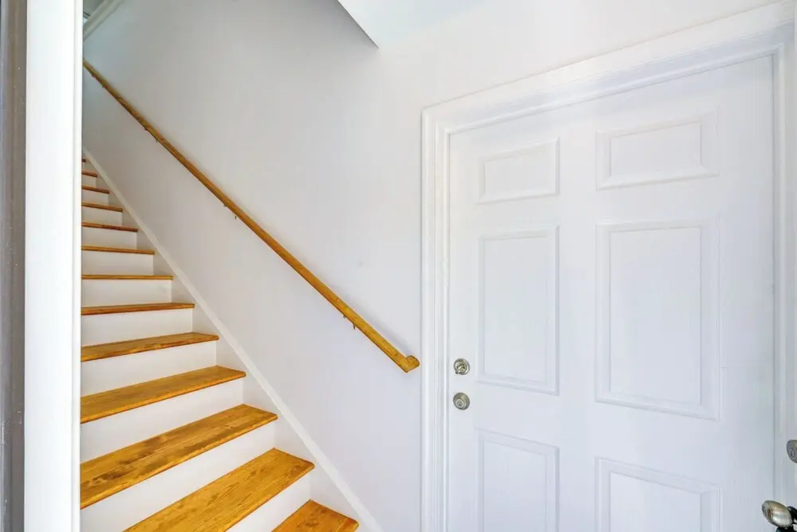 4 Mi to Rehoboth Beach: Cozy Coastal Apt!