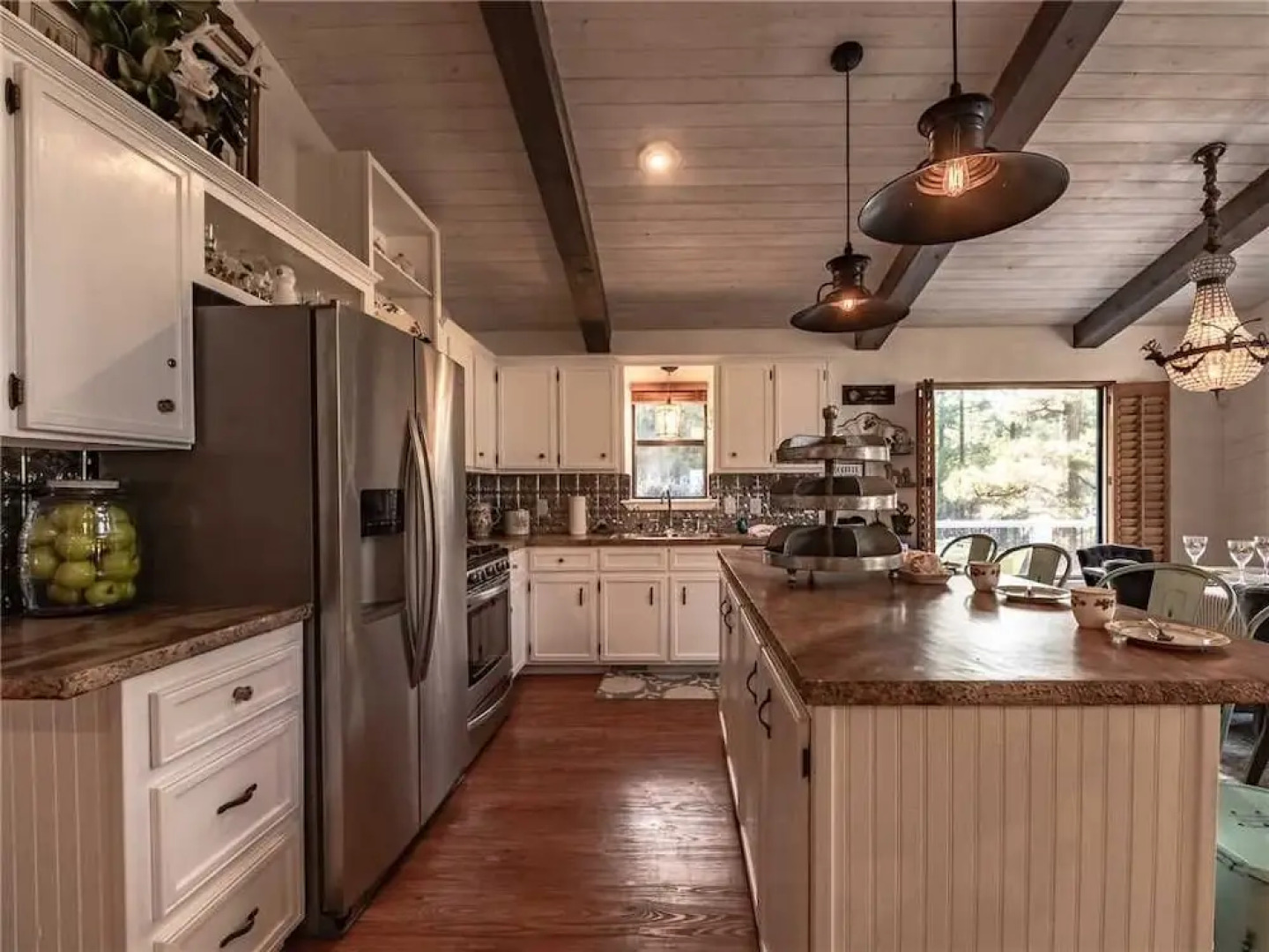 Bella Luna Cottage - Three Bedroom Cabin