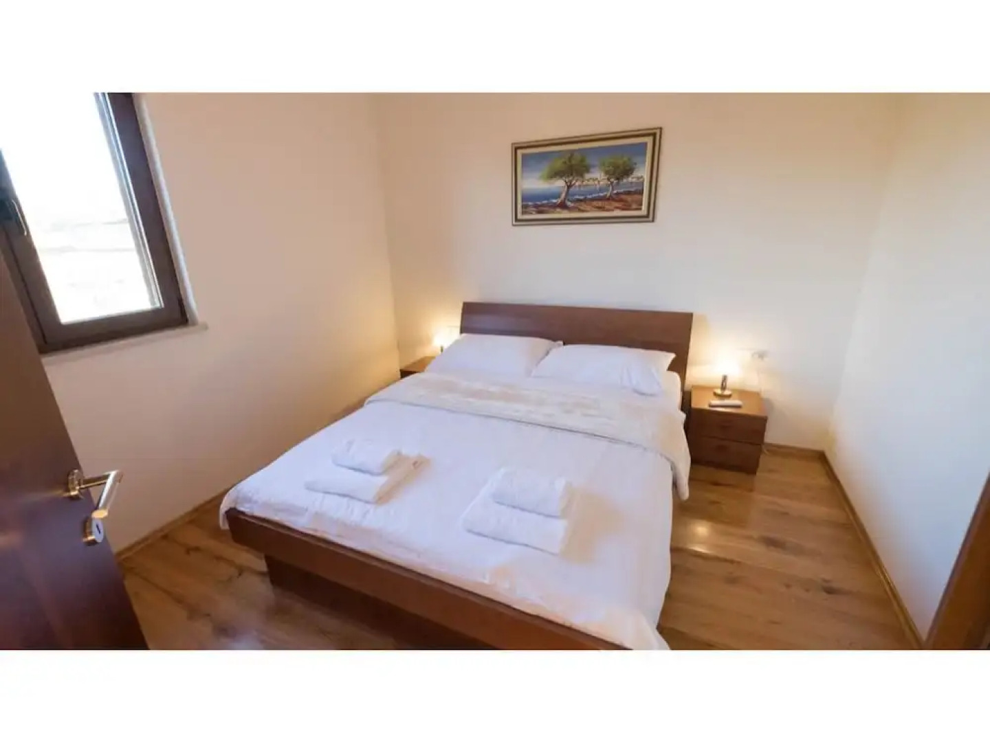 Villa With Private Pool and Garden Ideal for up to 12 Guest