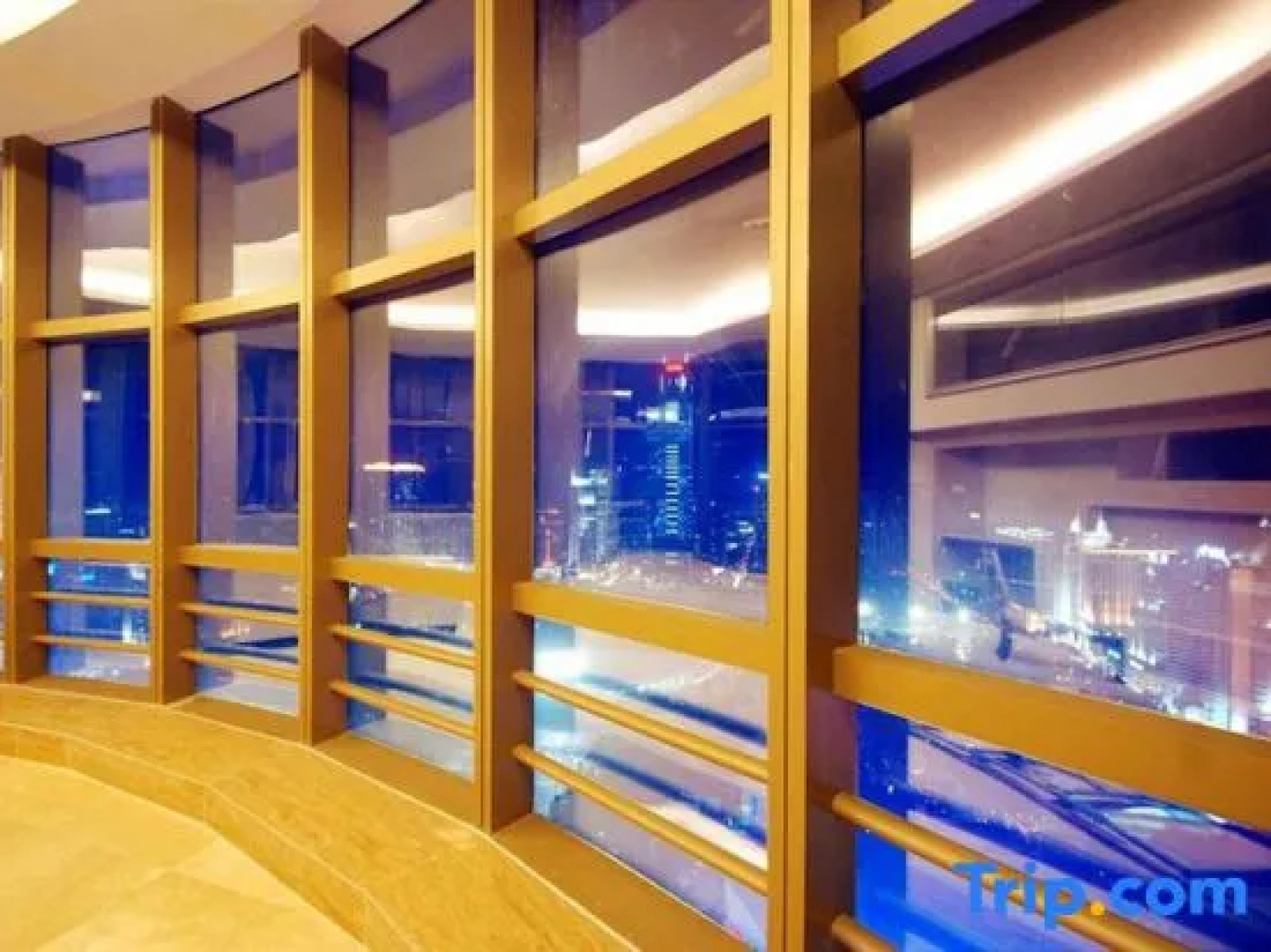 Grandview Golden Palace Weifudun Apartment