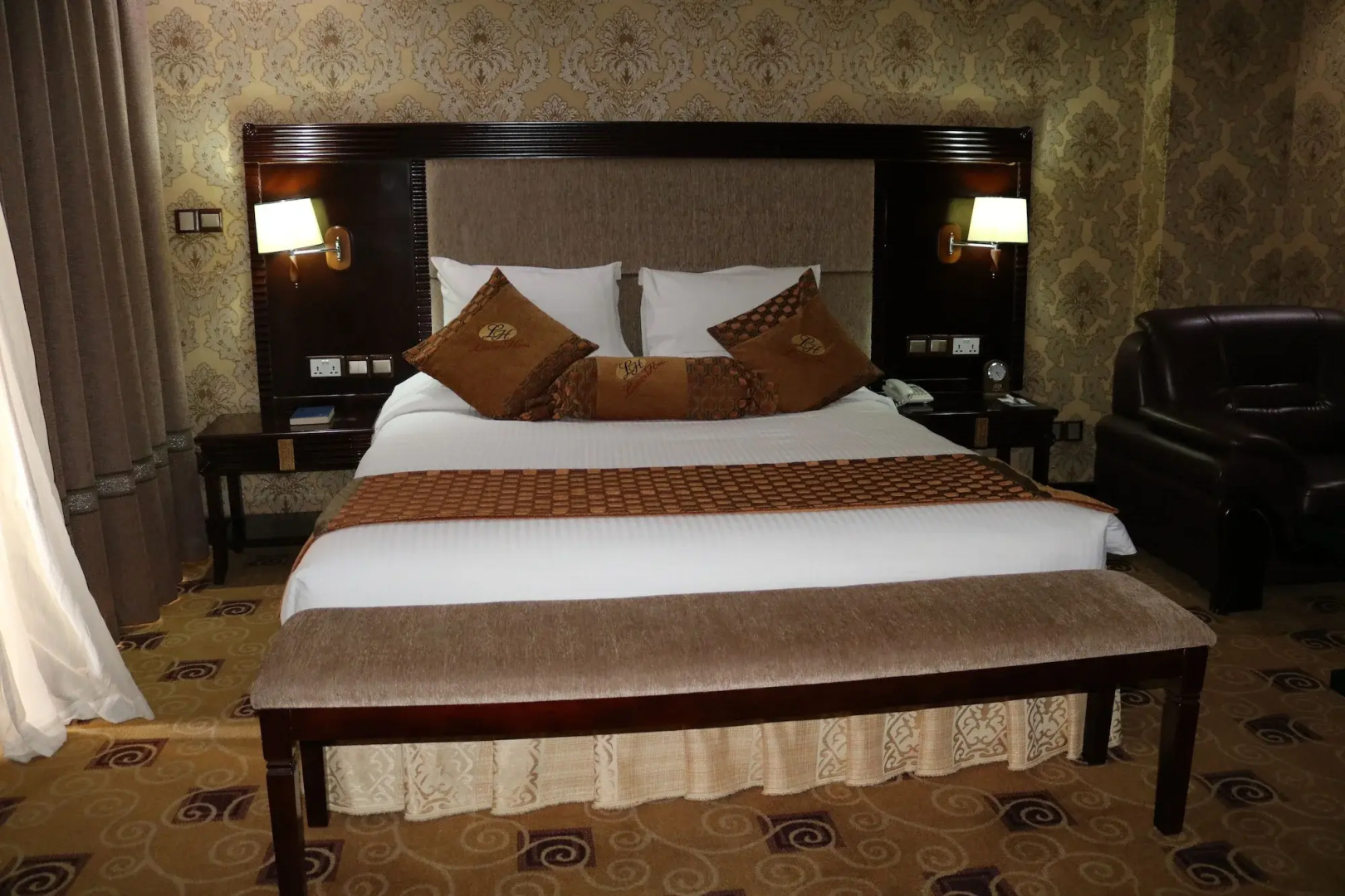 Lemigo Hotel