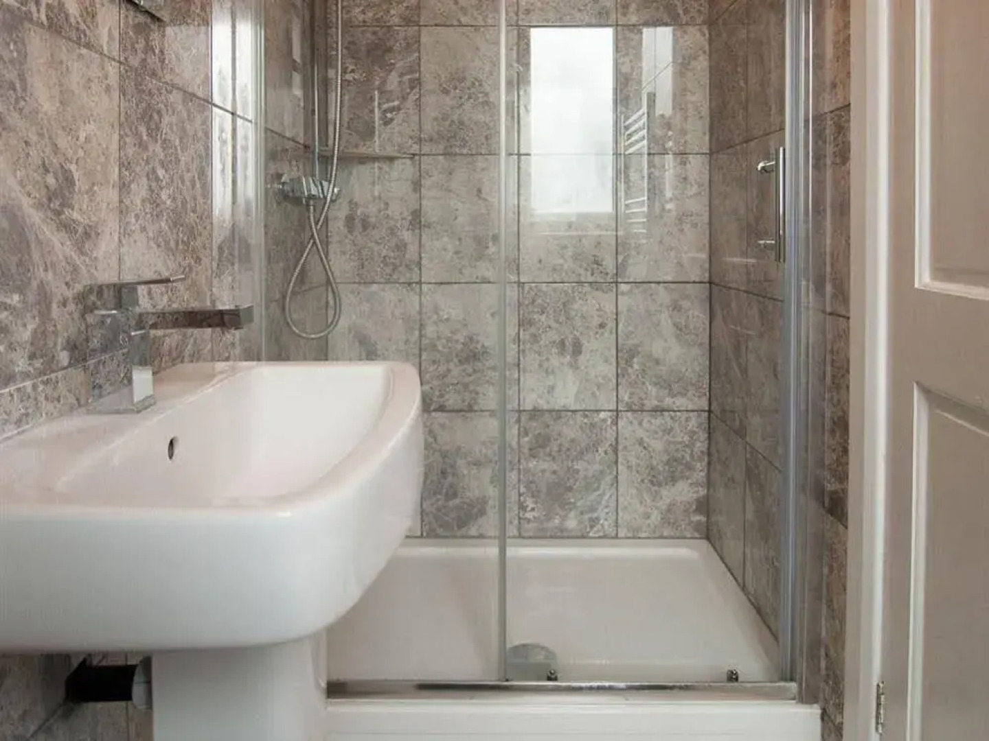 Courthouse Apartments