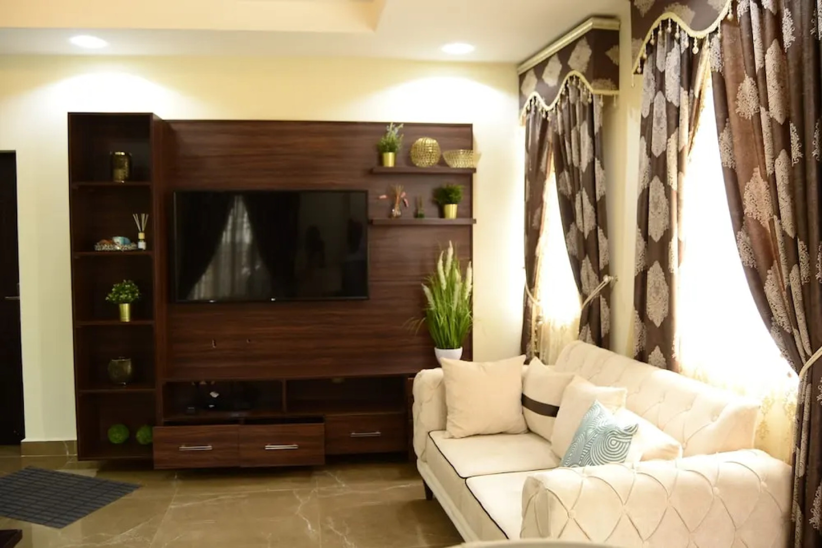 Marshall Hotel Apartments