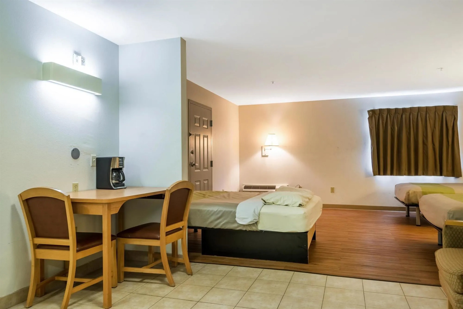 OYO Townhouse Sulphur, LA Extended Stay