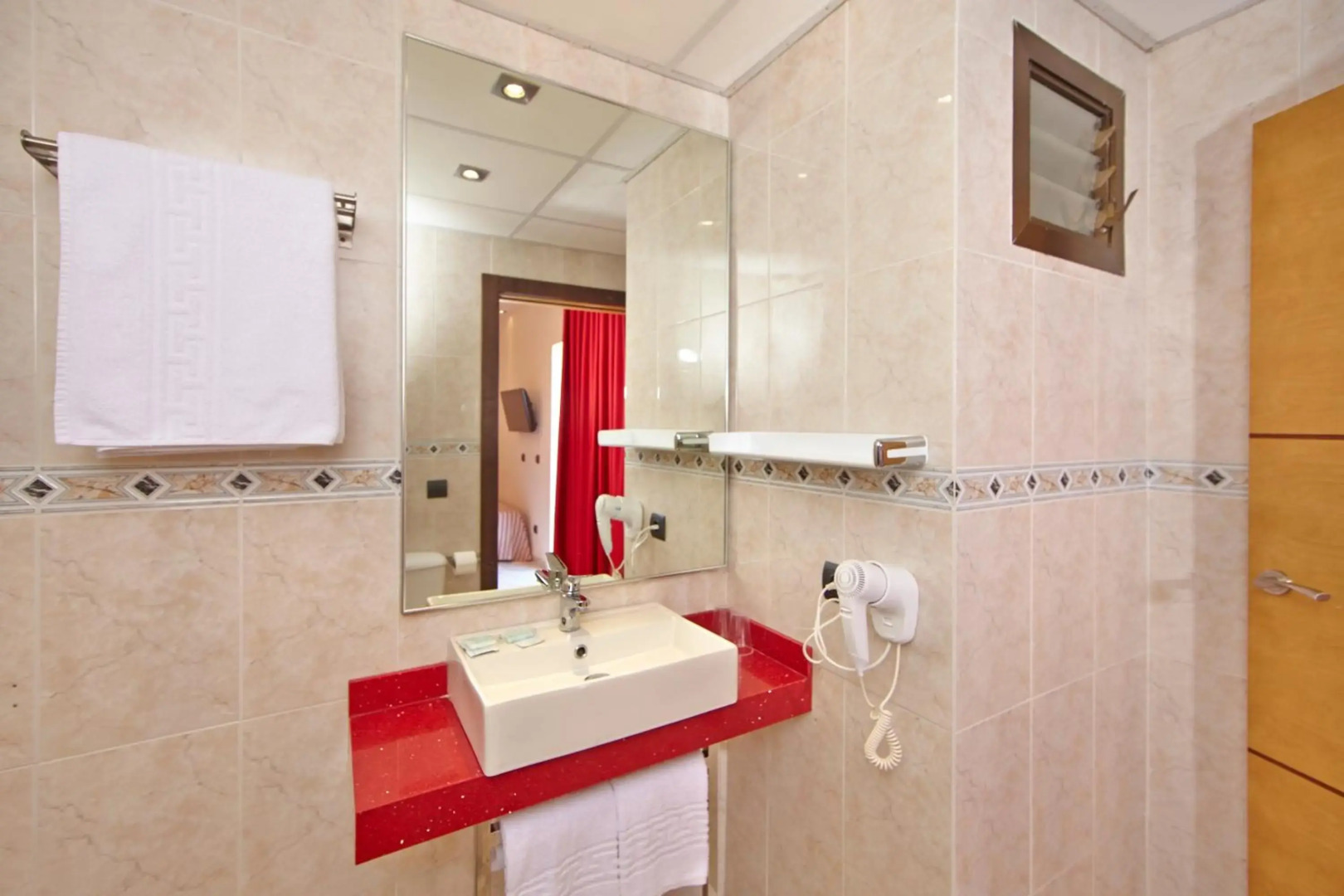 MLL Caribbean Bay Hotel