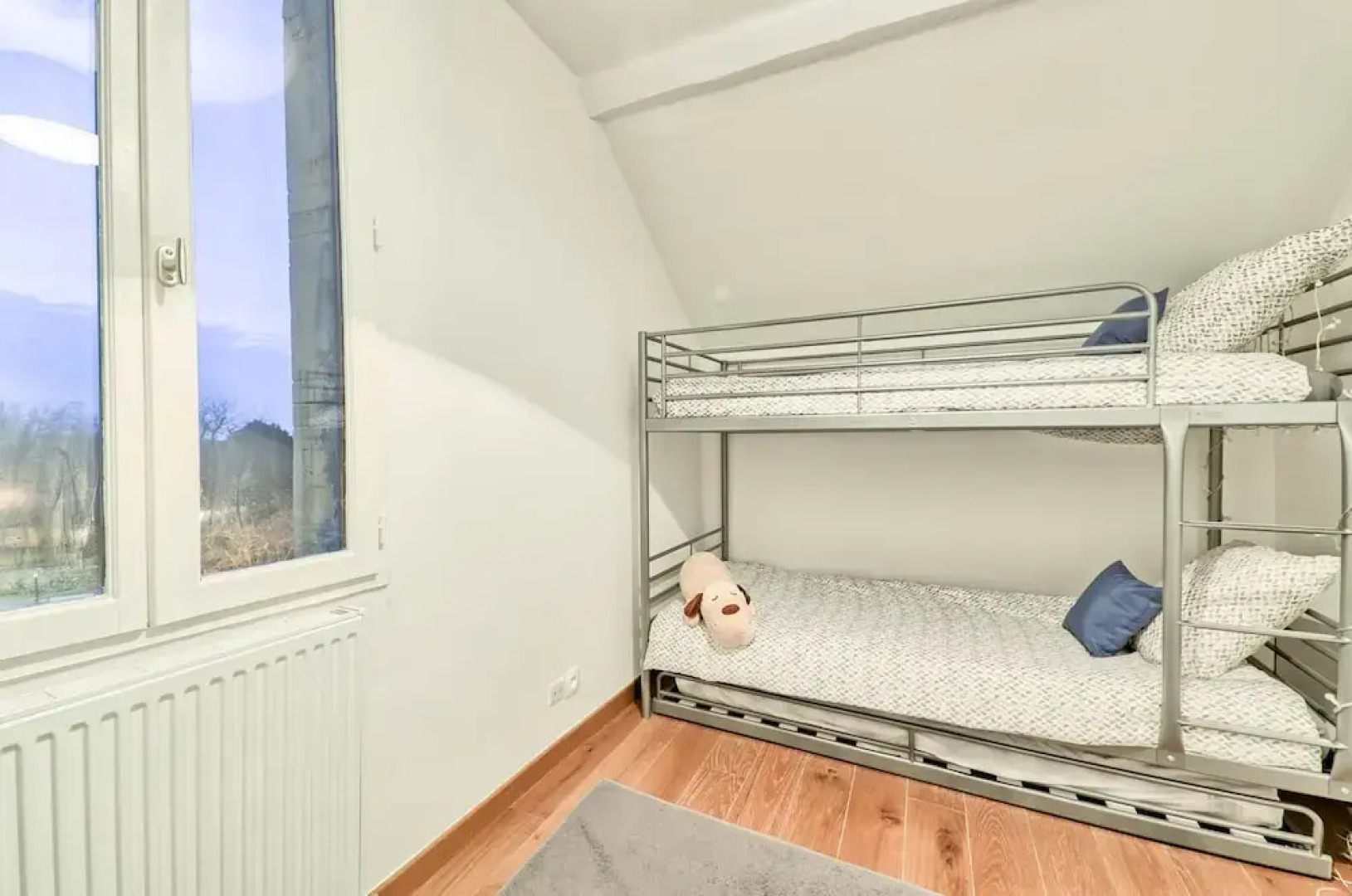 Tamaris Corner House