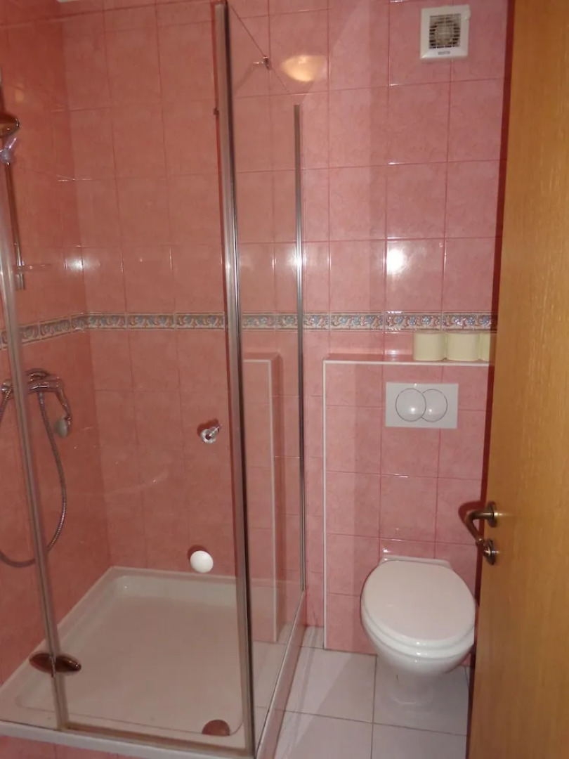 Tourist farm and beekeeping Salamun