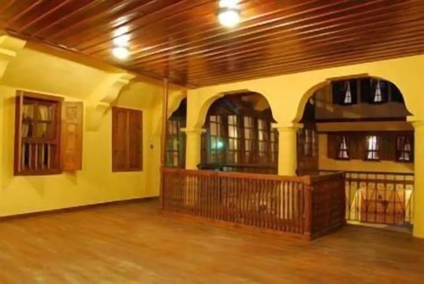 Anemon Kula - Special Class