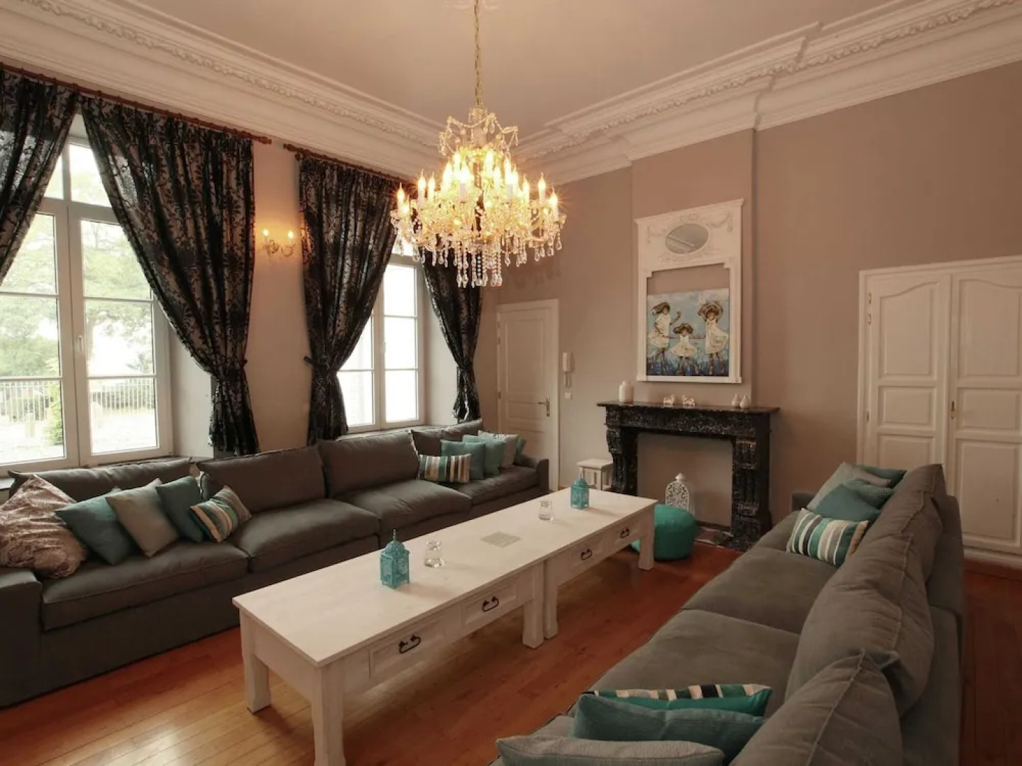 Luxurious Mettet Mansion