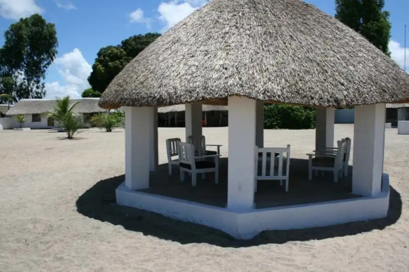 Fish Eagle Bay Lodge