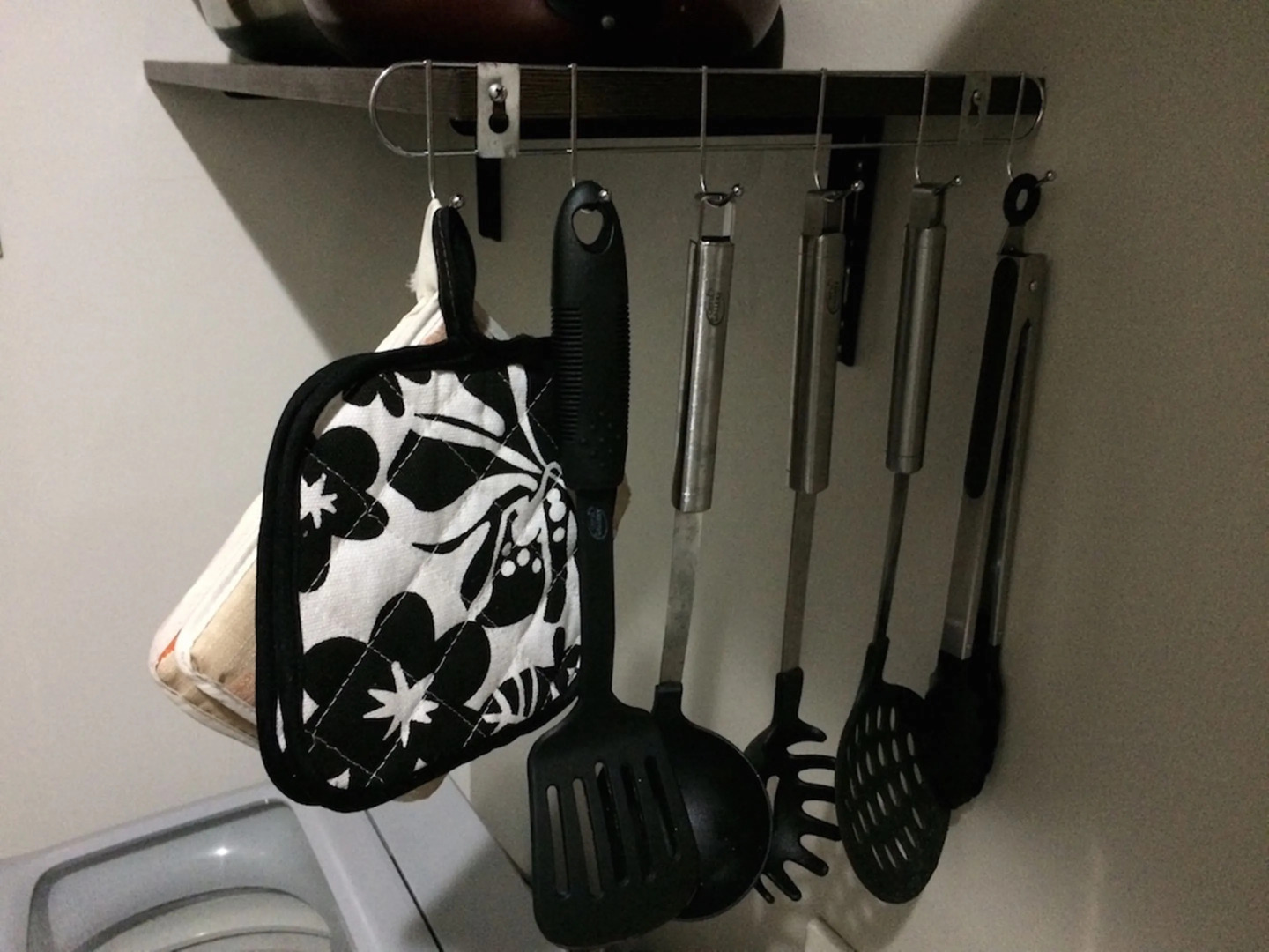 Beach Condos Pico de Loro Hamilo Coast