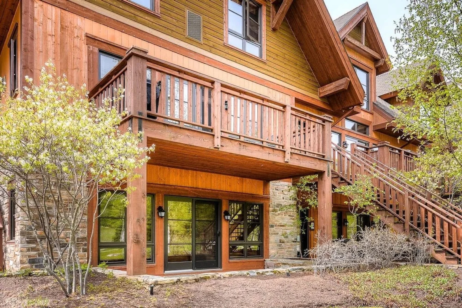 Mont-tremblant Country Chic Ski In/ski Out