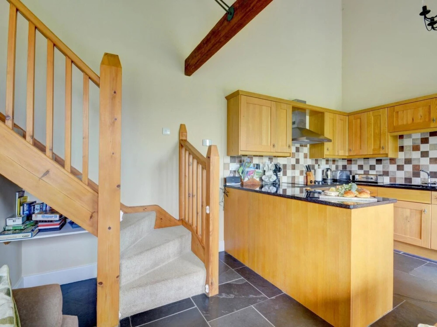 Large, Modern Farmhouse in Umberleigh, With Heigh Ceilings and Beautiful Terrace