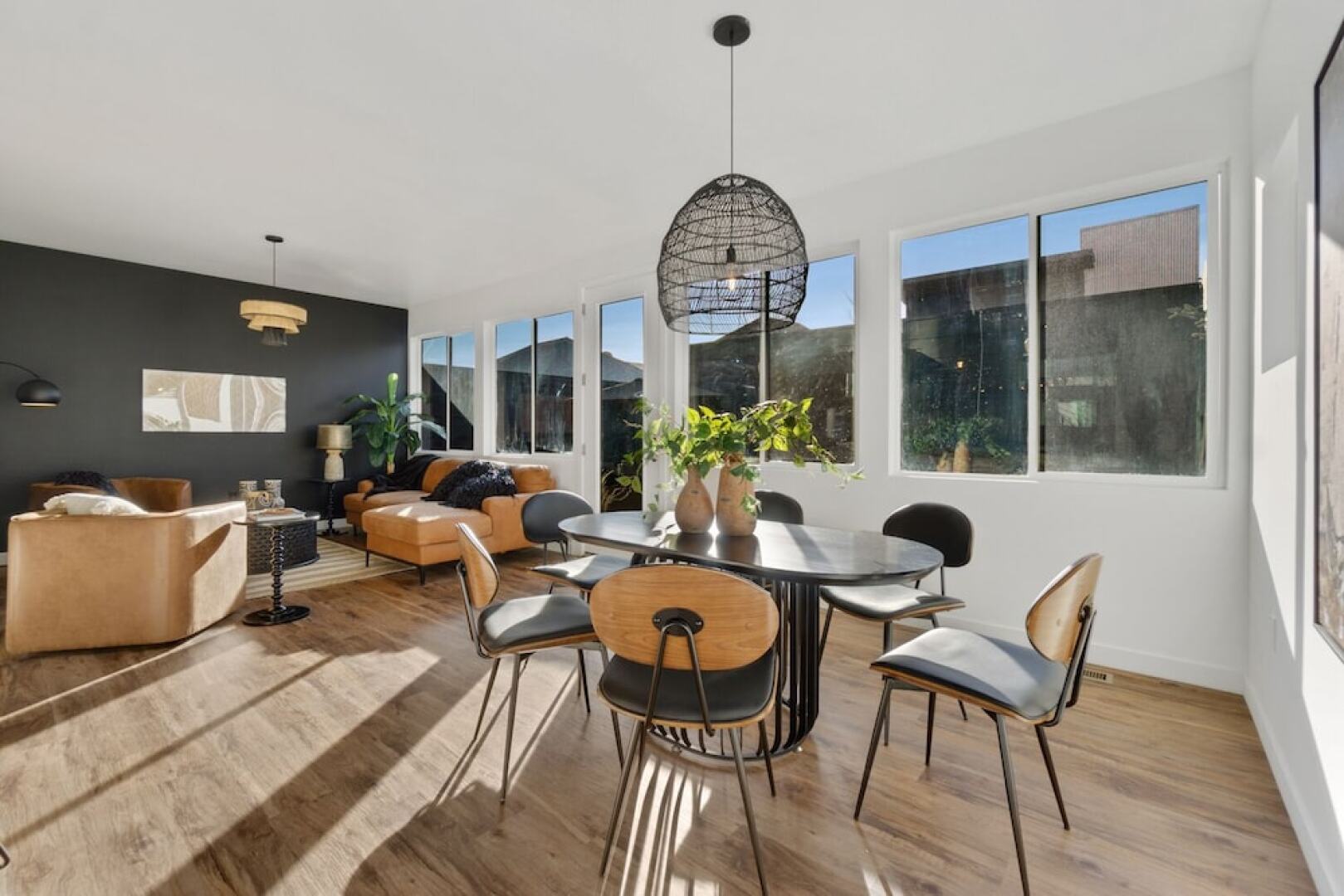 Coopers North in Old Town – Hot Tub & Pool Table!