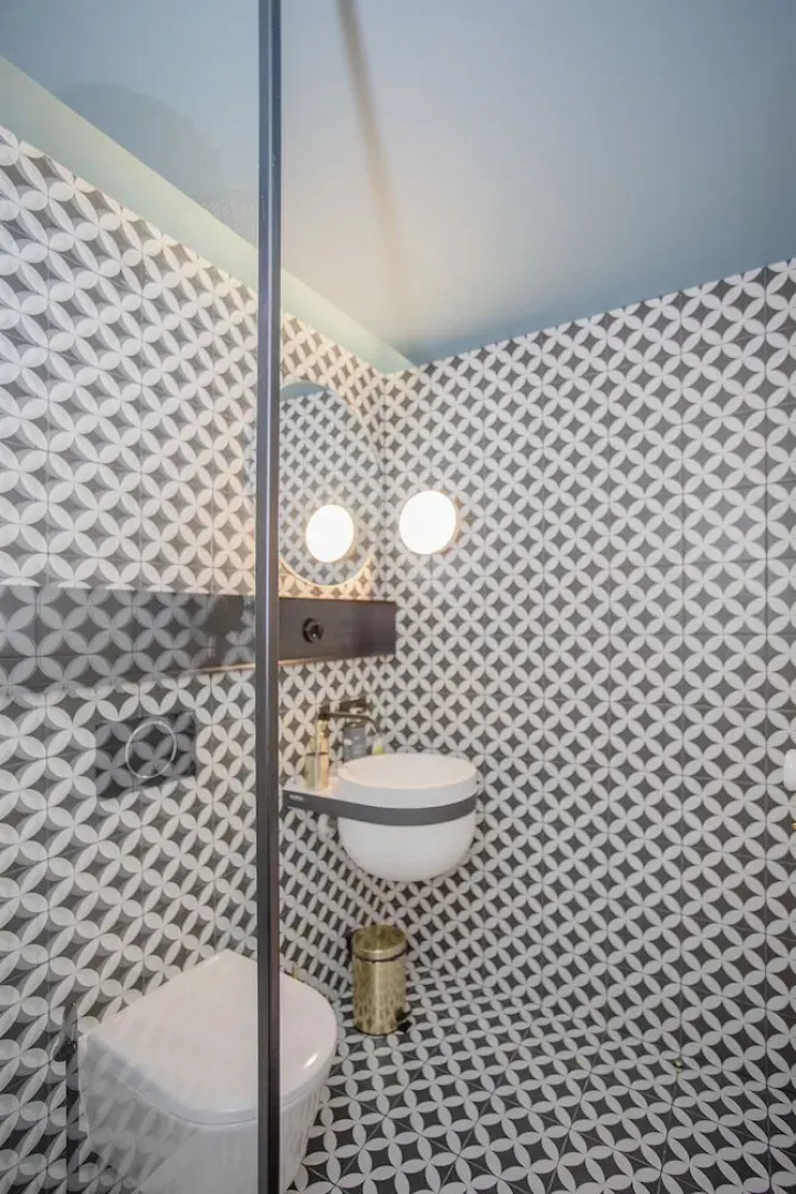 Ribeira Old Town Charming Flat w/ AC by LovelyStay