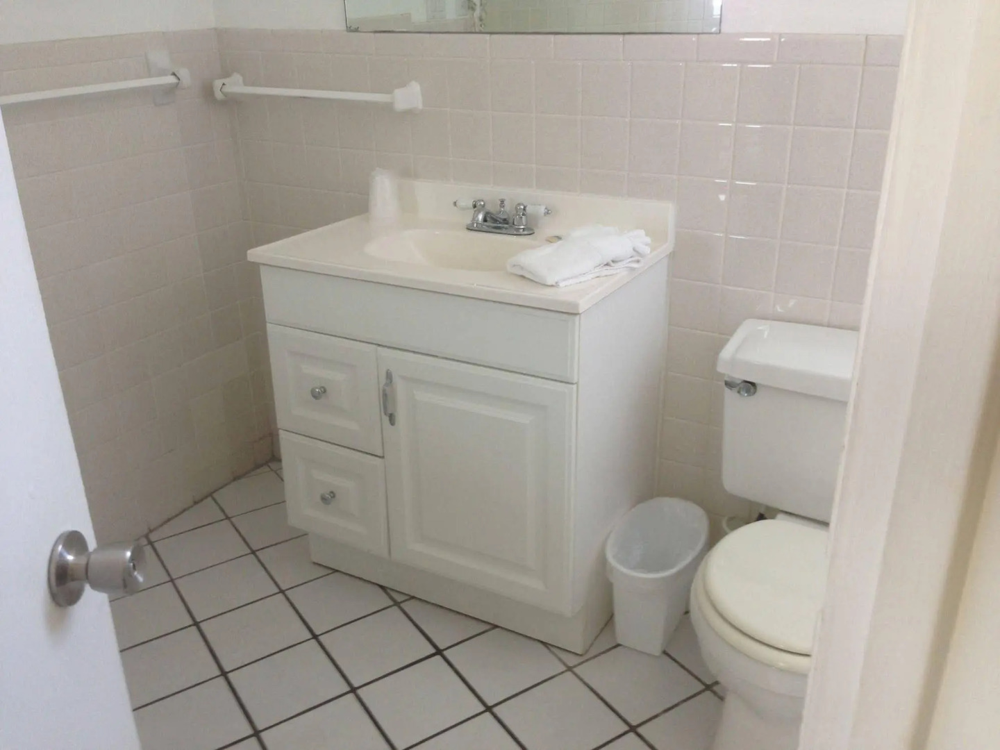 Ebb Tide - A Boutique Waterfront Resort