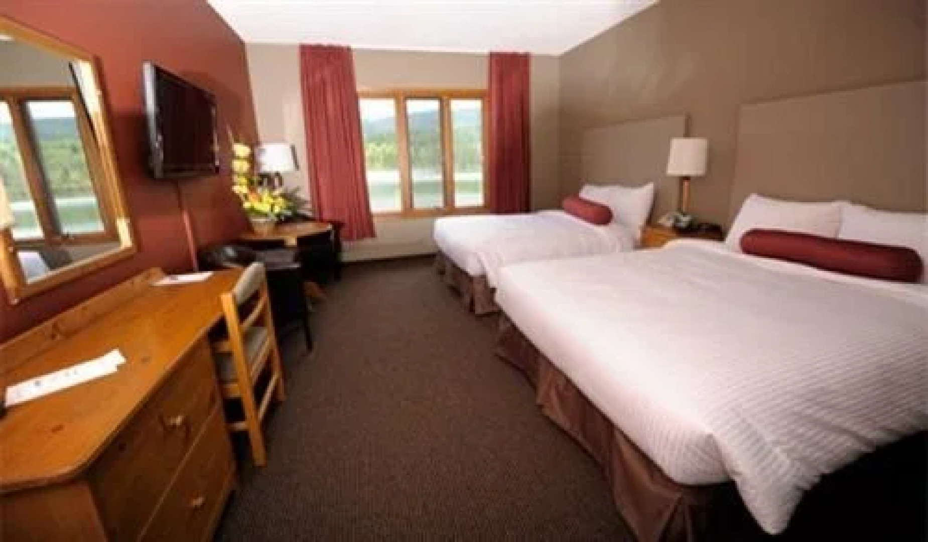 Nakoda Lakeside Lodge