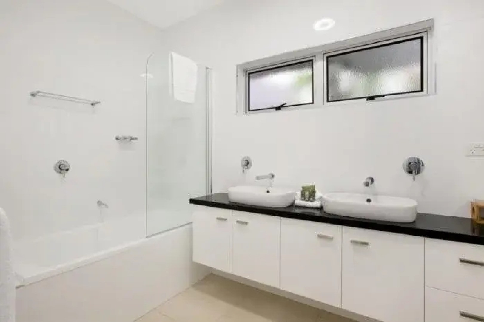 The Boat House - Luxury Holiday House