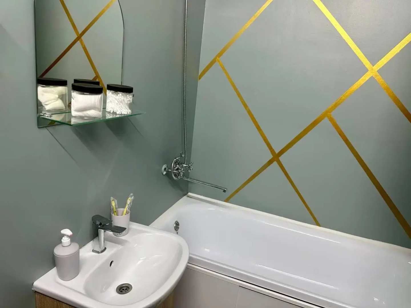 Апартаменты на территории Гусарская 6