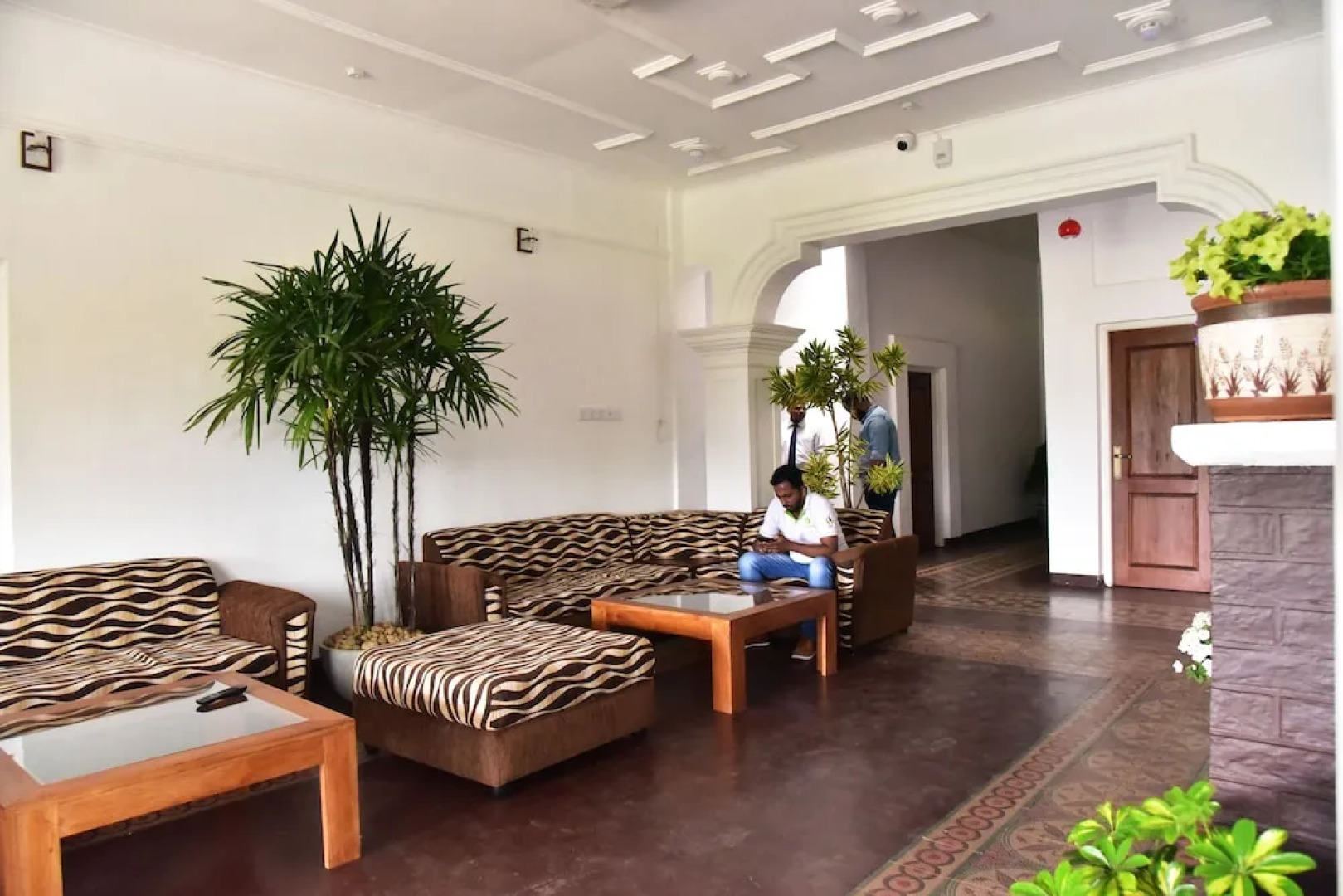 Grand peak tea garden hotel