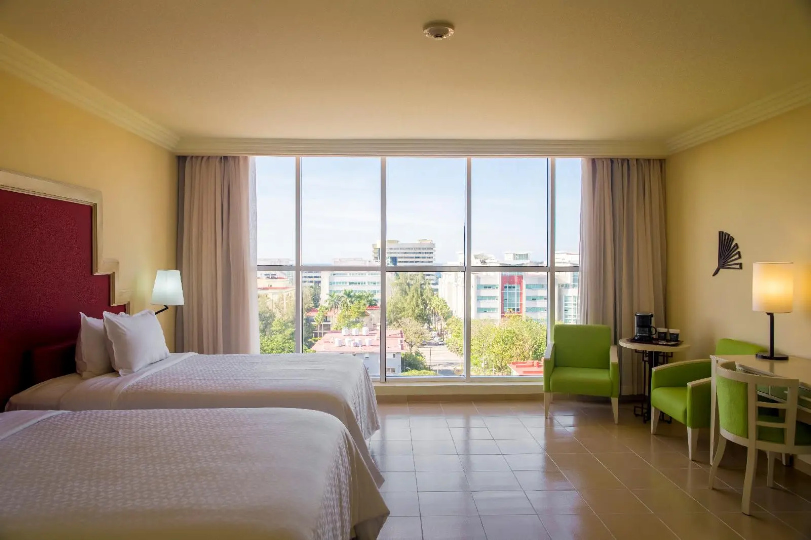 ValentA­n Quinta Avenida Habana