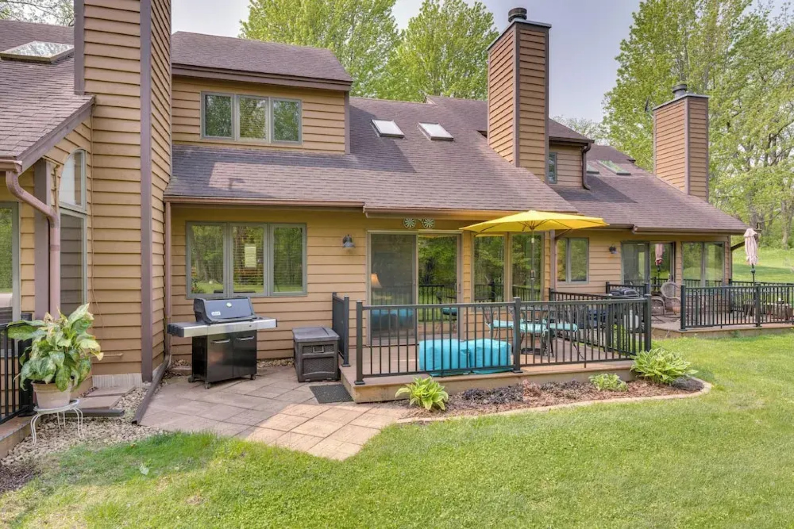 Galena Retreat: Shopping, Owners Club & Skiing!