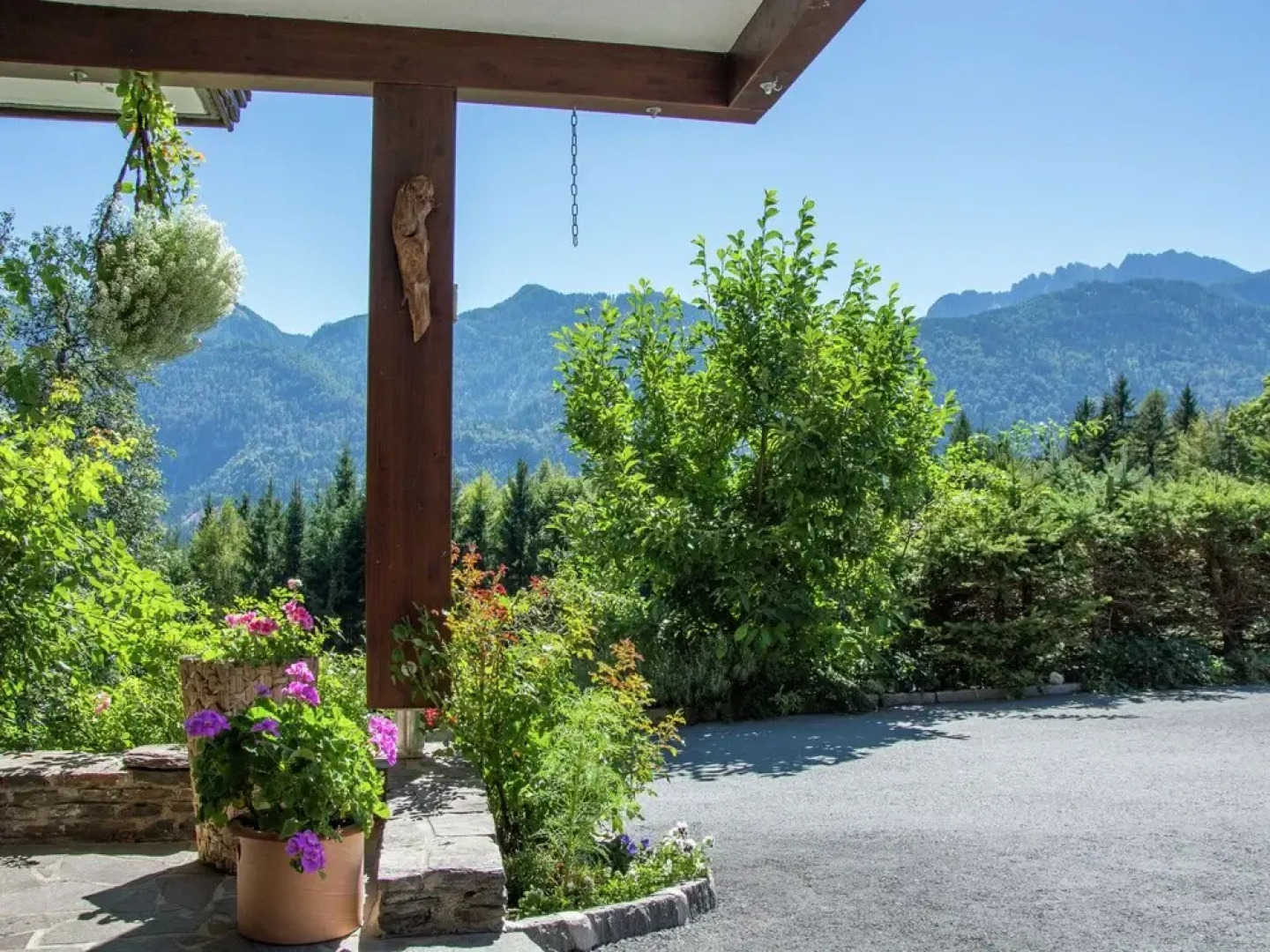 Spacious Apartment in Hermagor near Nassfeld-Pressegger