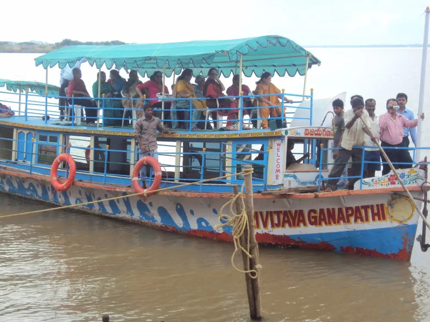 Hotel River Bay