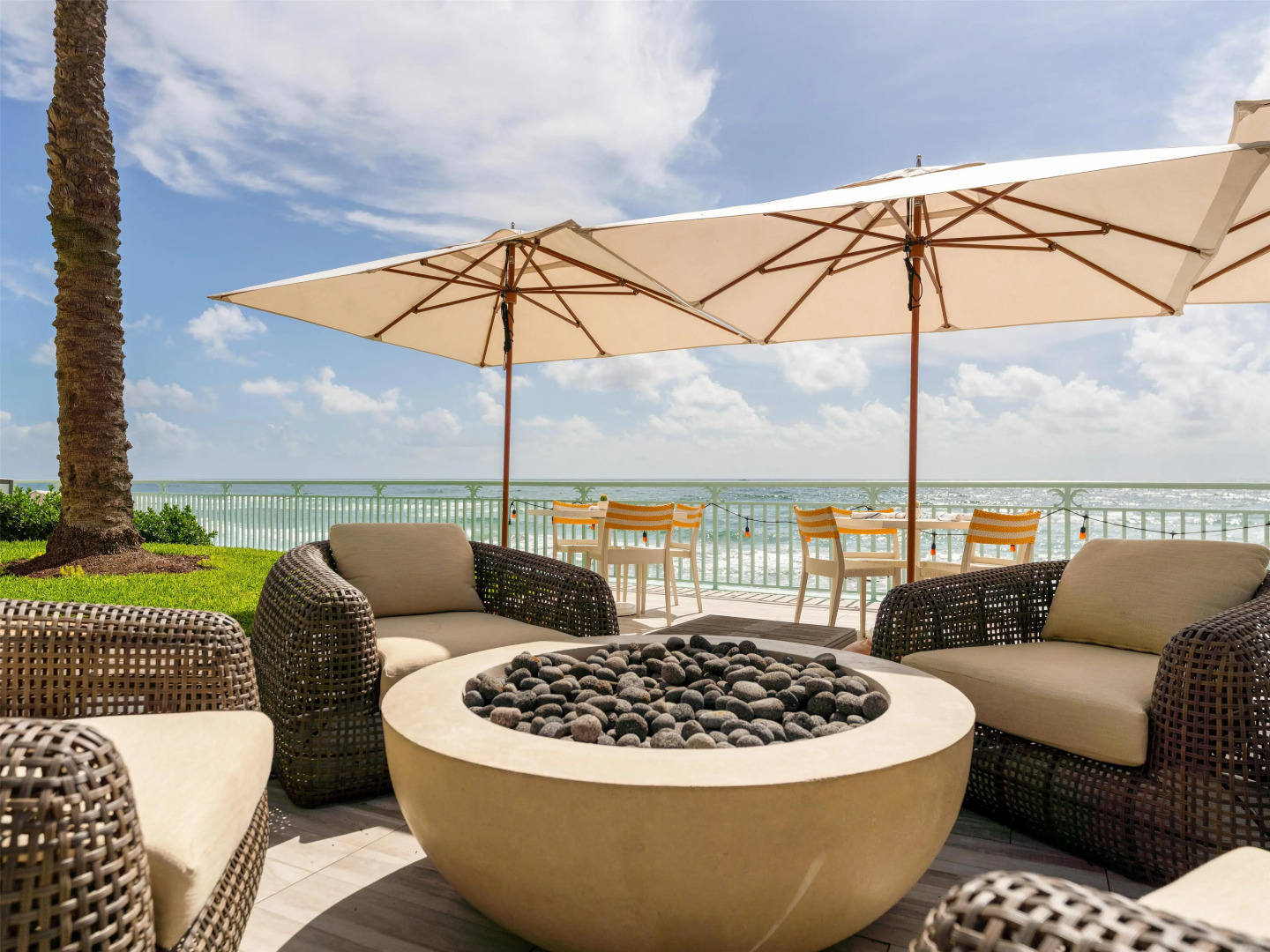 Eau Palm Beach Resort & Spa