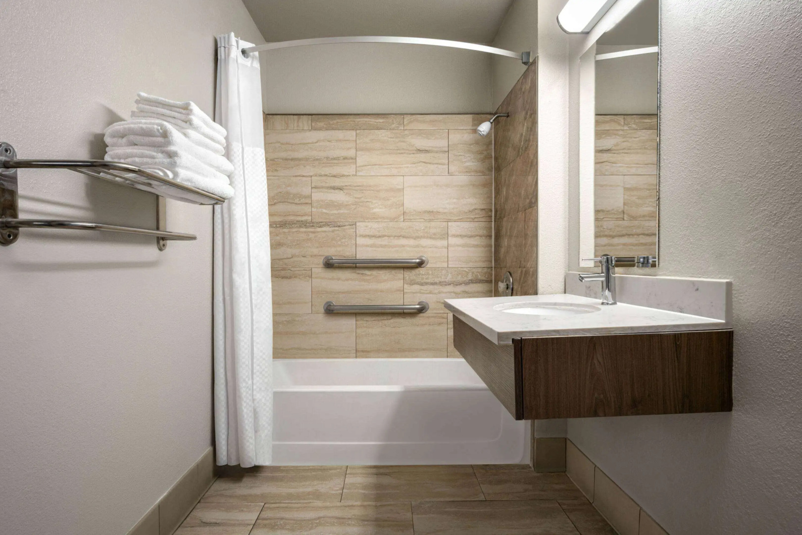 Days Inn by Wyndham Fresno South