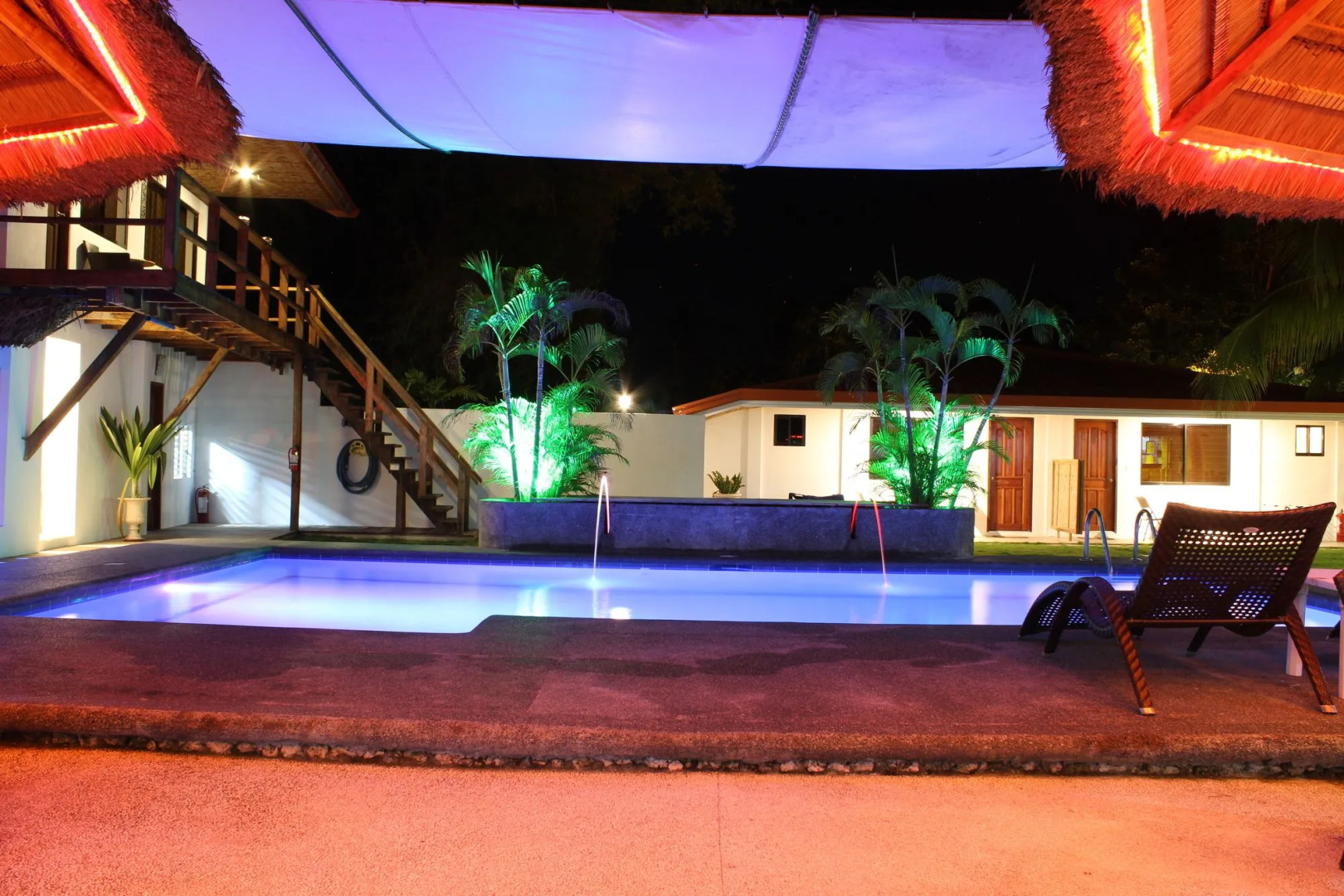 Parrot Resort Moalboal