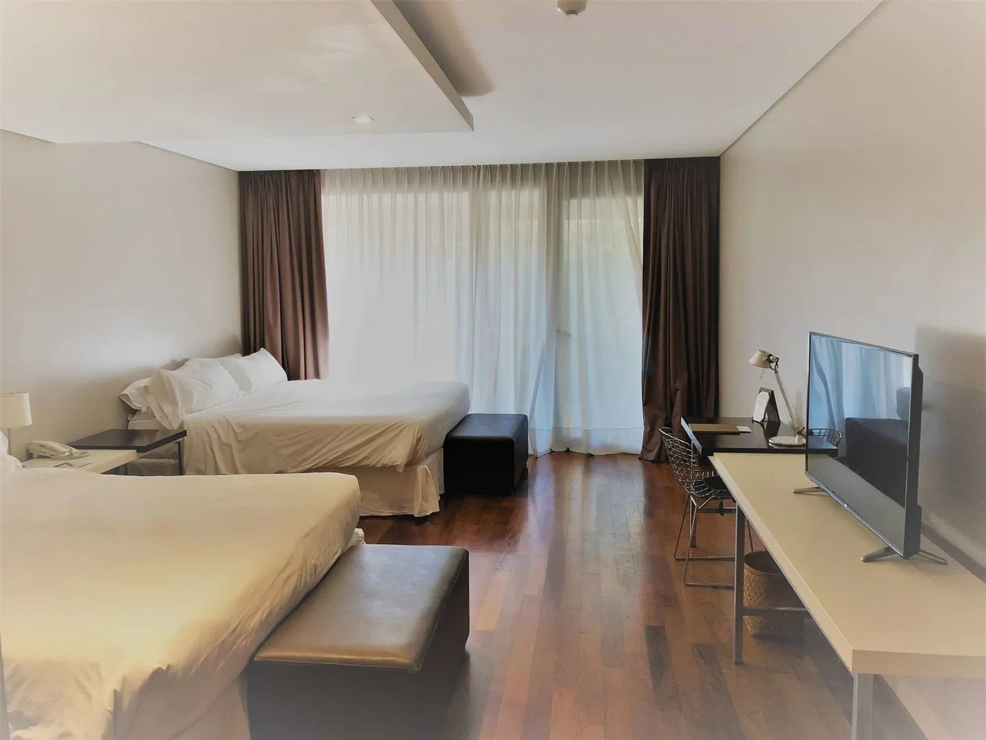 San Isidro Plaza Hotel