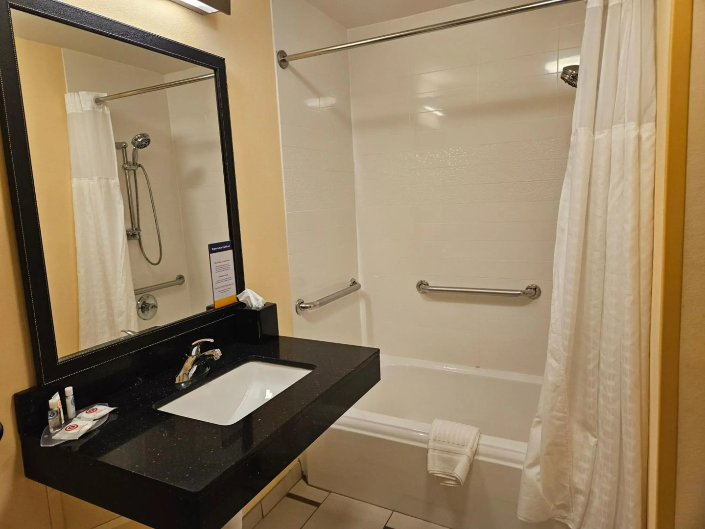 Comfort Inn & Suites Ankeny - Des Moines