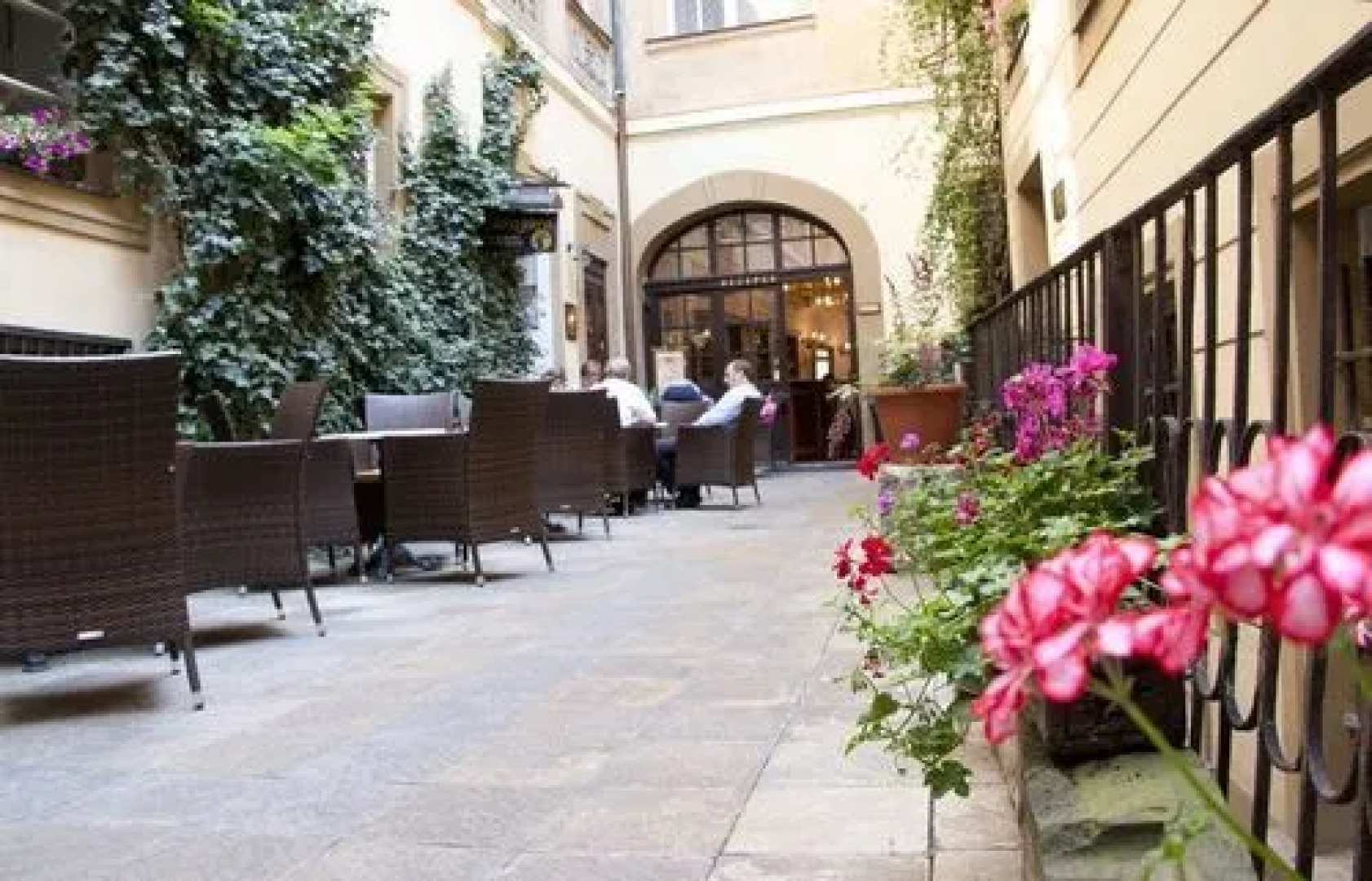 Hotel U Zlateho Jelena